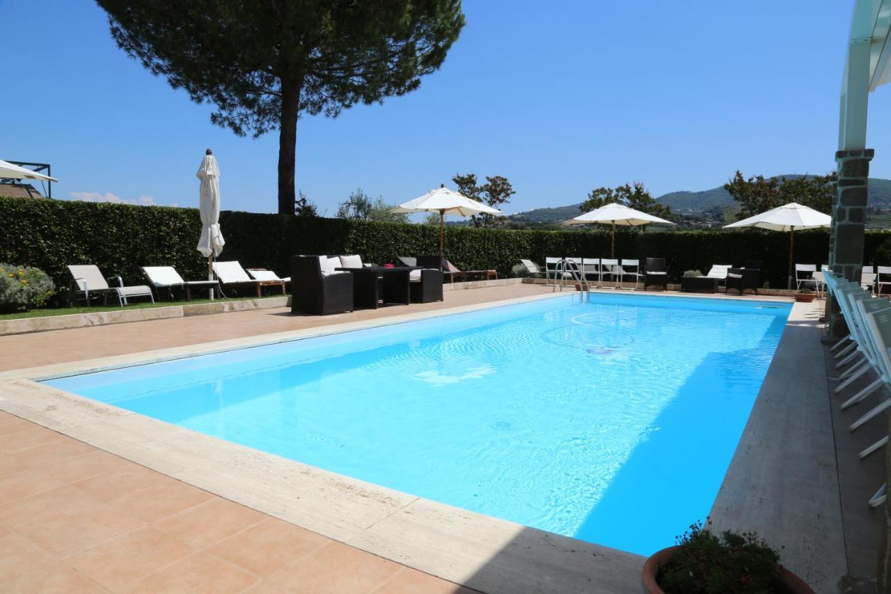 Tenuta Di Pietra Porzia Monte Porzio Catone Εξωτερικό φωτογραφία