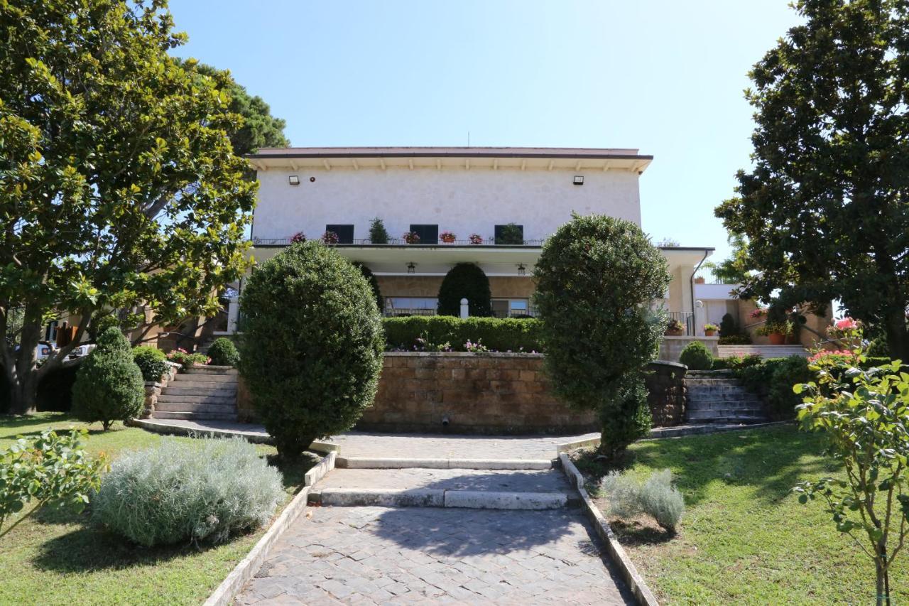 Tenuta Di Pietra Porzia Monte Porzio Catone Εξωτερικό φωτογραφία